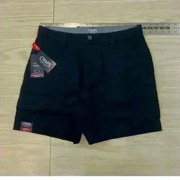 Chaps Coastland Flat-Front Shorts, Men's Size 32, Night Shadow NEW - Picture 2 of 7